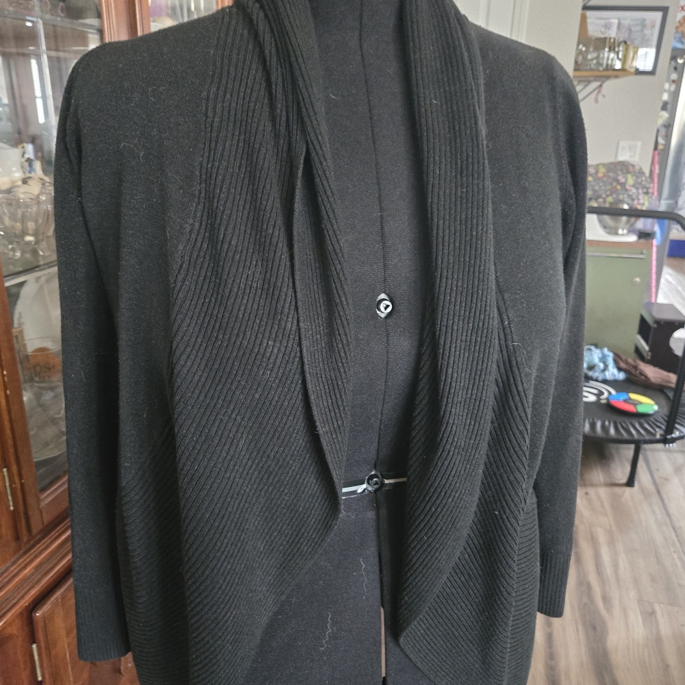 Chic Black Women's Cardigan